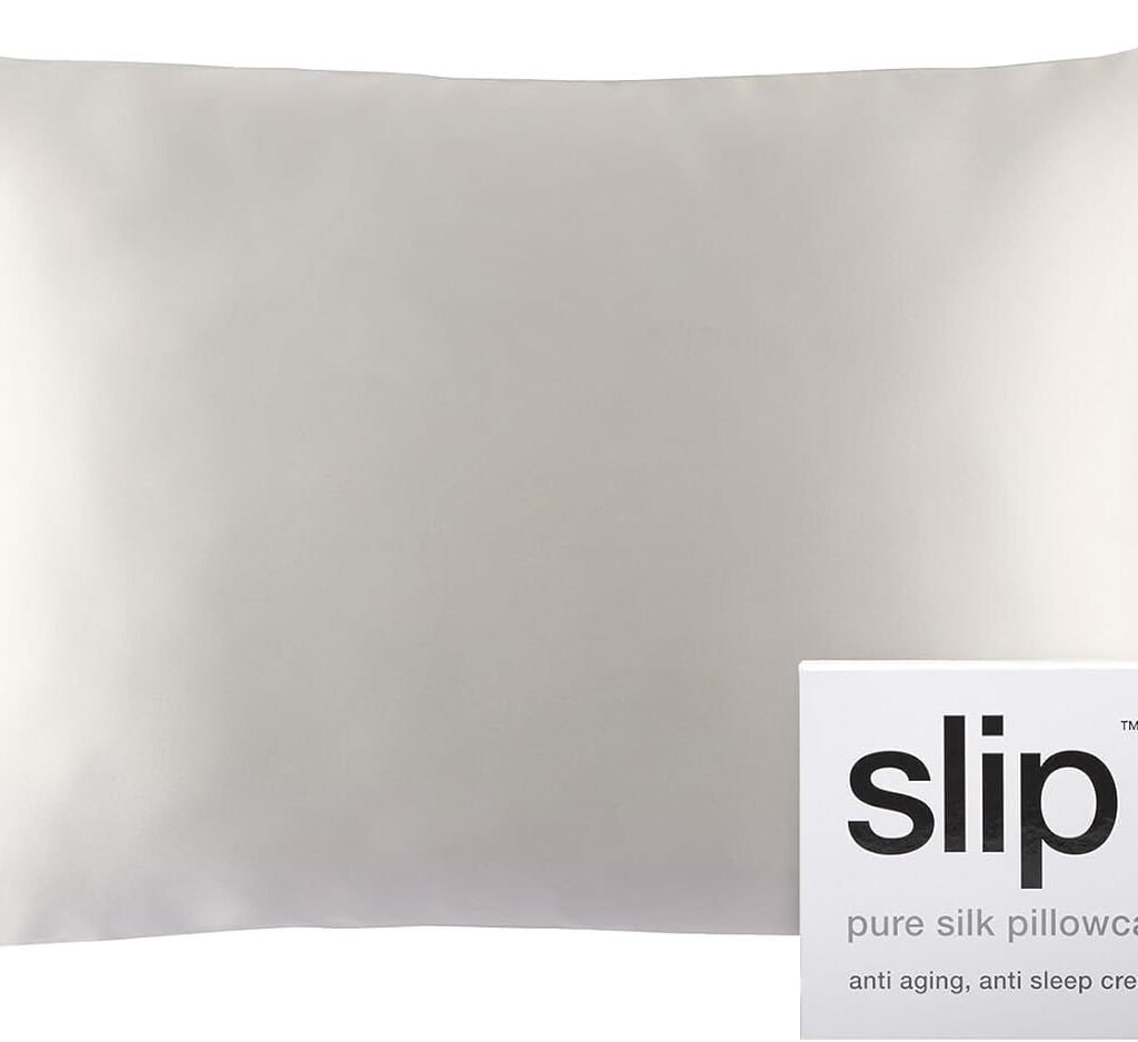 Silk Pillowcases Are More Than Just Pretty