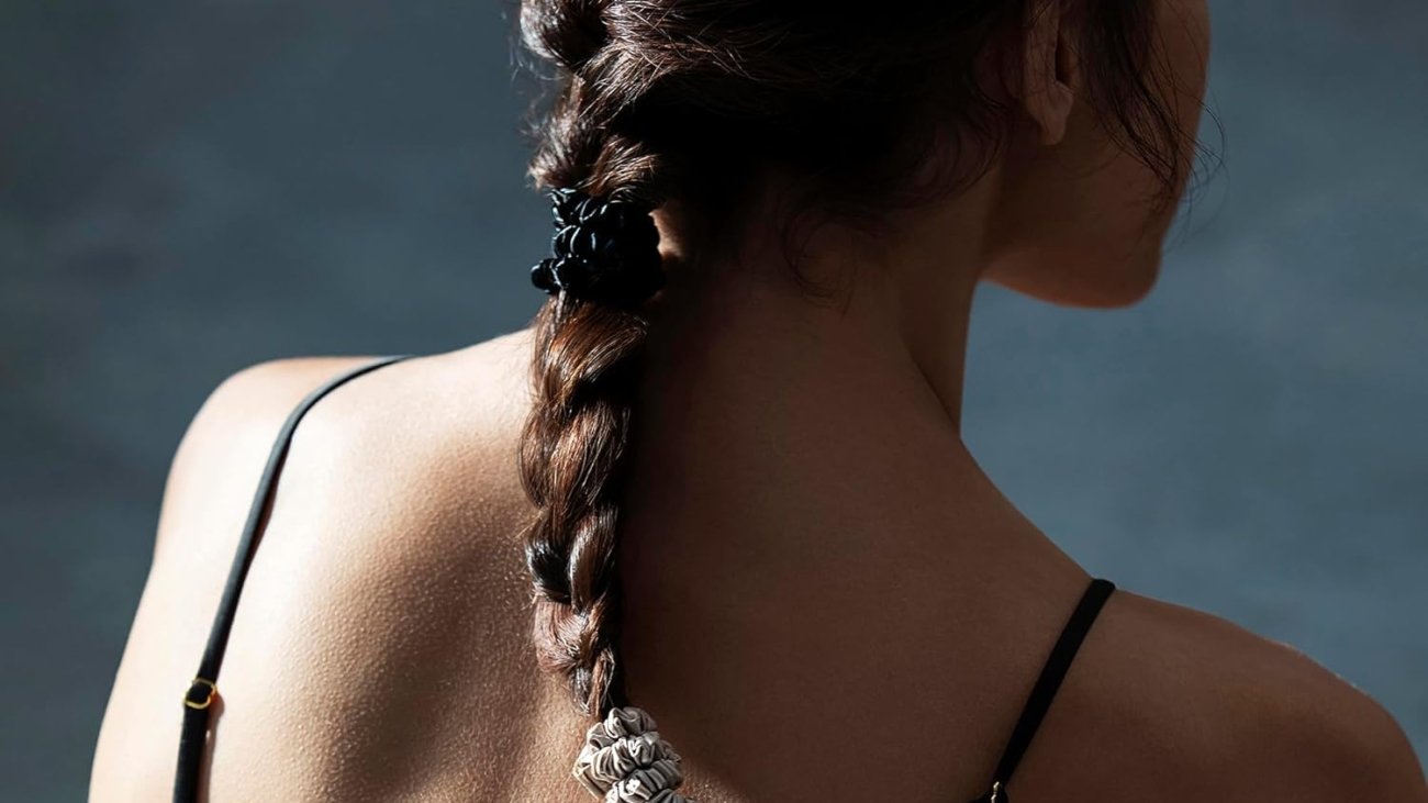 luxury scrunchies reviews, hair scrunchies reviews, silk hair accessories reviews, best scrunchies for hair care, silk scrunchies benefits for hair, slip silk scrunchies benefits
